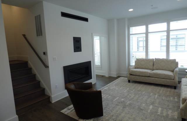 11360 EMERALD PARK Road Gallery 4