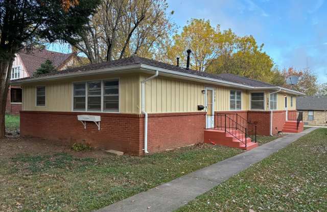 Rountree Elementary, fully remodeled 2 bed, 1 bath duplex walking distance to MSU campus and Rountree Commerce. ! Don't miss this one! photos photos