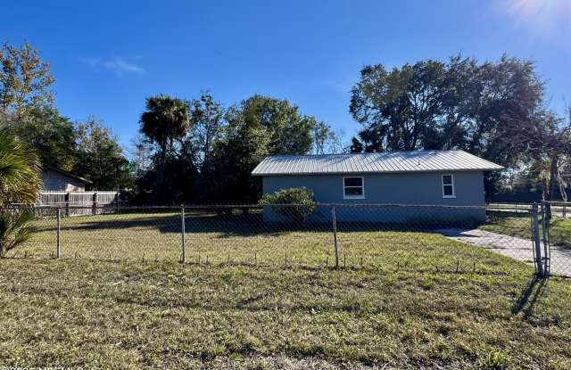 5213 MCMANUS Drive Gallery 3
