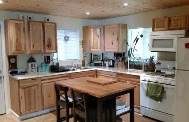 54055 Pine Crest Avenue photos photos