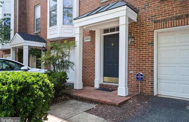 4284 PARK GREEN Gallery 2