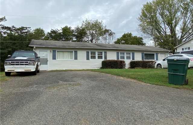 124 Hawaii Lane - 3 - 124 Hawaii Lane, Surry County, NC 27030