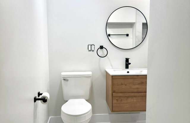 3110 West Lyndale Street photos photos