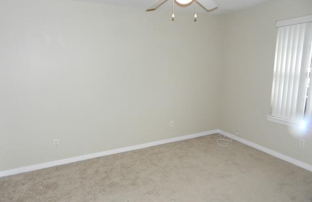 5461 Woodsman Dr Gallery 3