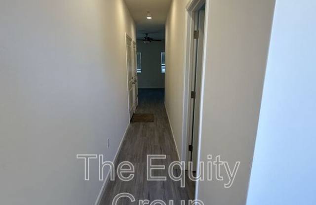 725 S Pinkham Gallery 3