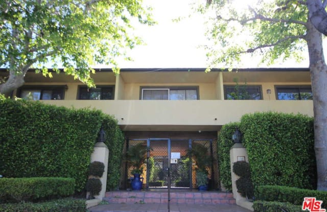 1318 North CRESCENT HEIGHTS - 1318 N Crescent Heights Blvd, West Hollywood, CA 90046
