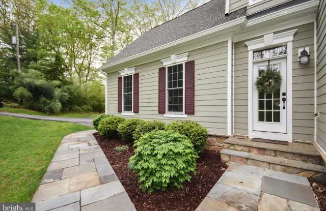 10920 RAVENWOOD DR Gallery 4