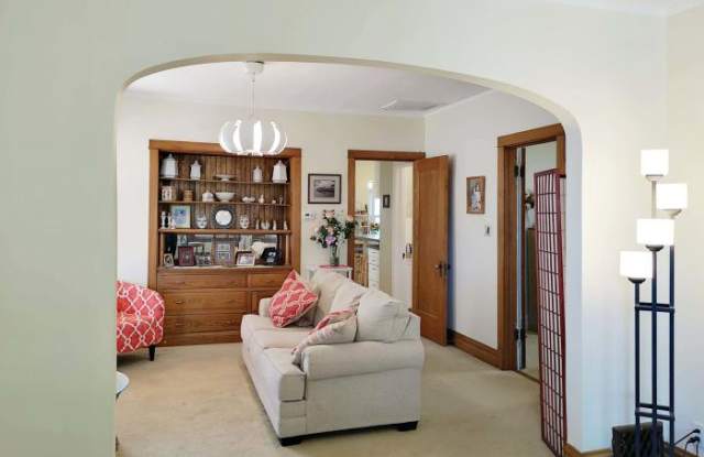 3620 N Oakley Avenue - 3620 North Oakley Avenue, Chicago, IL 60618