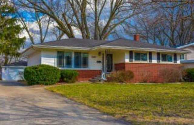 9133 Foliage Lane photos photos