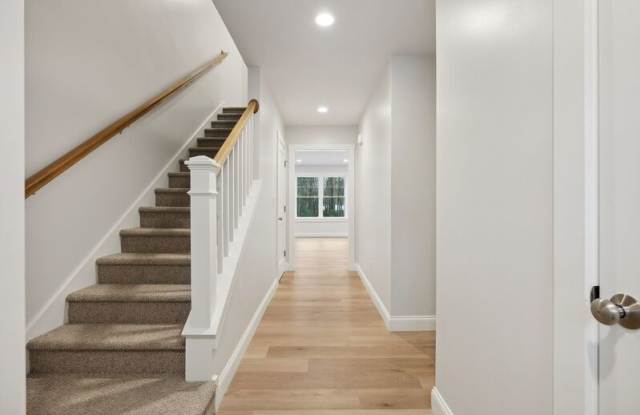 42 Foliage Way Gallery 2