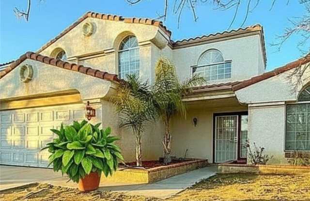 1715 Boysenberry Way photos photos