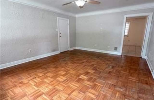 1708 FERONIA Street Gallery 3