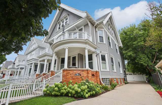 2564 N Cramer Street photos photos