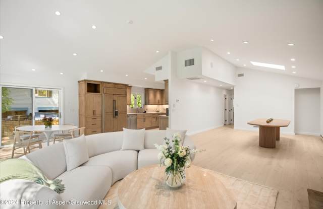 1220 Alta Vista Drive photos photos 1220 Alta Vista Drive photos photos