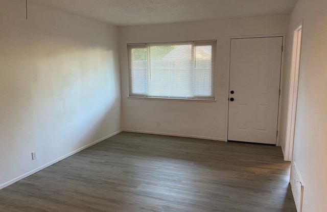 Updated Two Bedroom With Laundry, Garage and Yard! Gallery 3