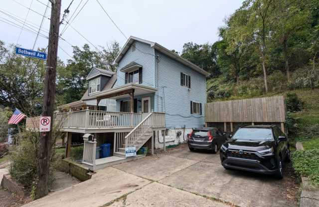 COMING SOON 2 Bedroom 1.5 Bathroom Single Family Home with off street parking! (Perry South) photos photos