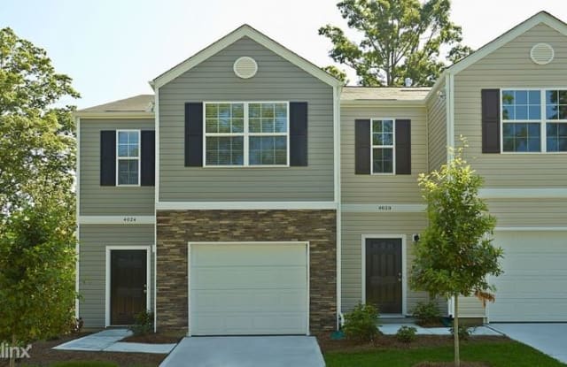 6116 Guildford Hill Ln - 6116 Guildford Hill Ln, Charlotte, NC 28215