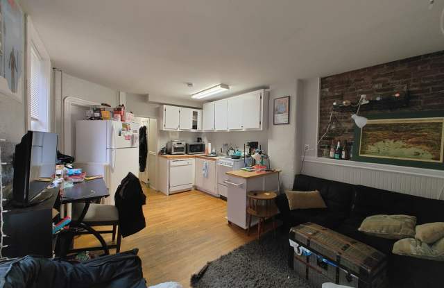 HOT BEACON HILL LISTING!!!!!! photos photos