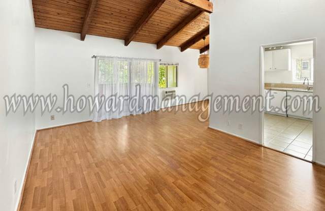 3 Bedroom 2 Bathroom Condo in the Desirable Tara Hill Community Gallery 4