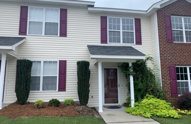 1504 Manning Forest Drive - 1504 B8 Manning Forest Dr, Greenville, NC 27834