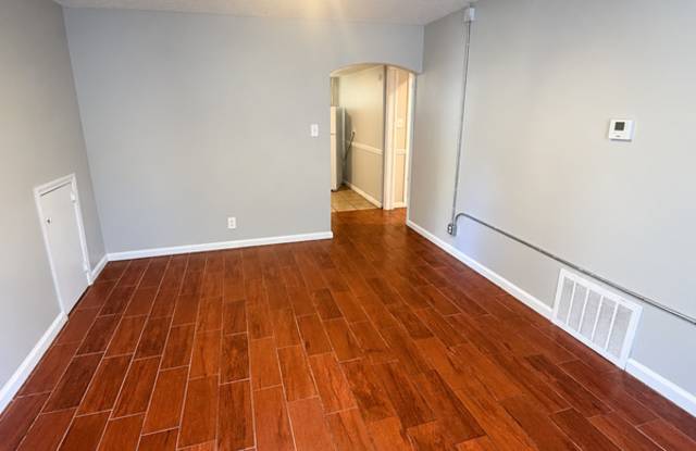 2218 14th Street - A Gallery 4