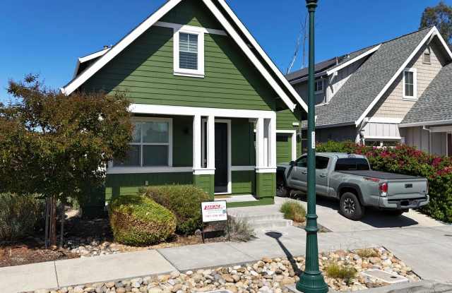 Coming Soon! Bright and Beautiful 3 Bedroom, 2.5 Bathroom Single Family Home! photos photos