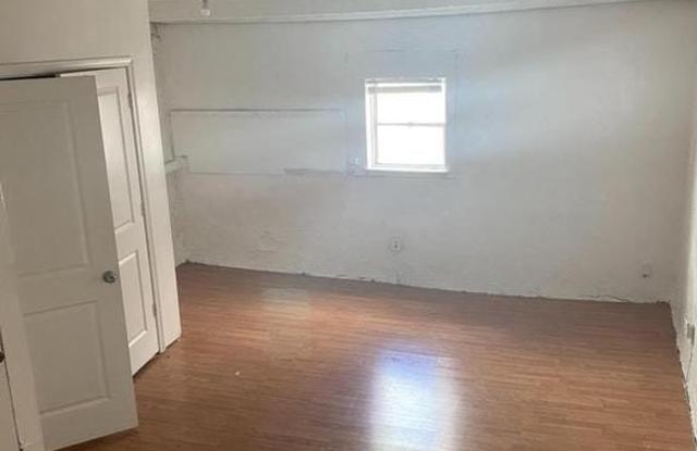 925 S 12TH STREET Gallery 3