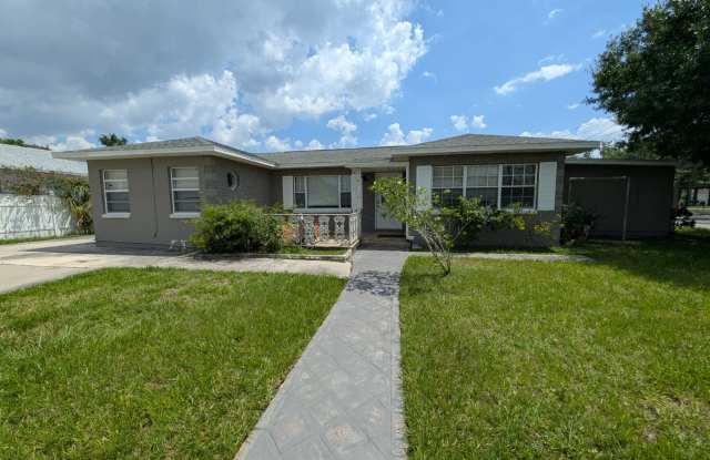 2526 W Cordelia St photos photos
