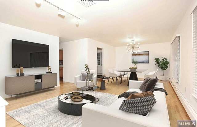 2052 Hoefleys Lane - 2052 Hoefleys Lane, Fort Lee, NJ 07024