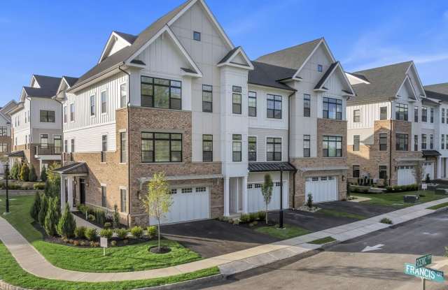 14 DAVIS DR photos photos