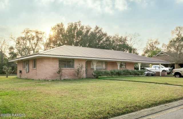118 S Demanade Boulevard photos photos