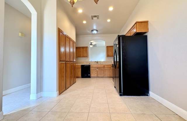 216 Early Light Court Gallery 4