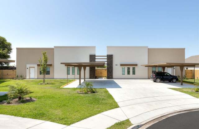 2820 Wolverine St photos photos