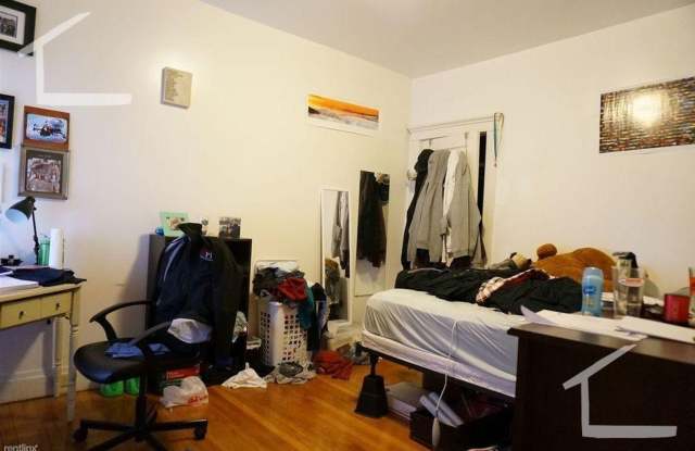 156 Thorndike St #2B Brookline MA 02446 Gallery 4