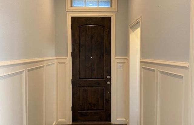 5117 Datewood Lane Gallery 2
