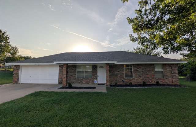 118 Westridge Drive Gallery 1