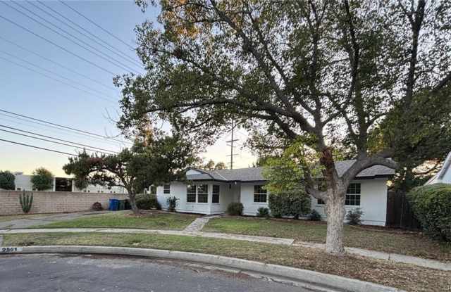 9501 Laramie Avenue photos photos