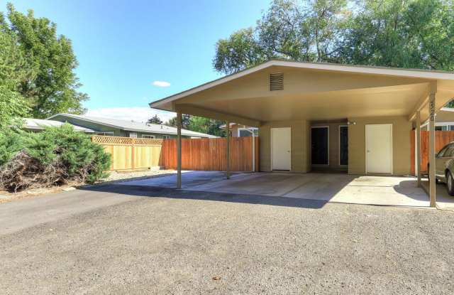 Beautifully Renovated 2 Bed, 1 Bath Townhouse – Available July 1st! photos photos