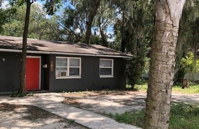 421 NW 12th Drive - 421 Northwest 12th Drive, Gainesville, FL 32601