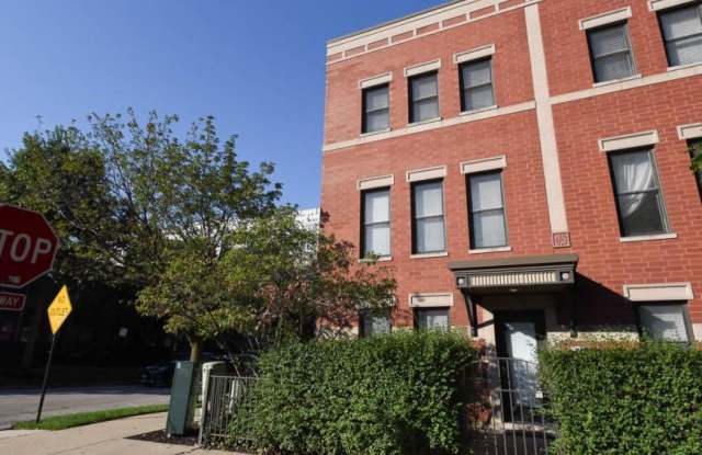 1000 Crosby - 1000 North Crosby Street, Chicago, IL 60610