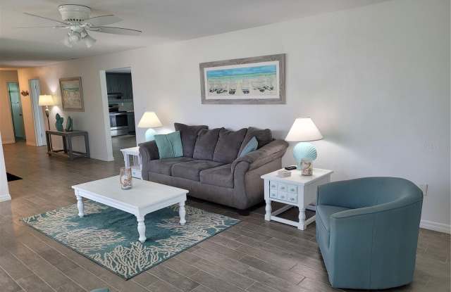 18 GOLFVIEW COURT Gallery 4