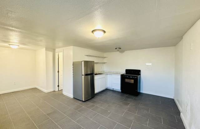 320 East Elvira Road - 320 East Elvira Road, Tucson, AZ 85756