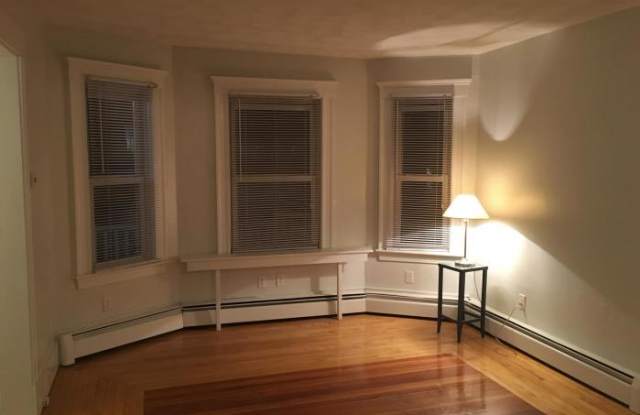 32 Maple Ave. Gallery 4