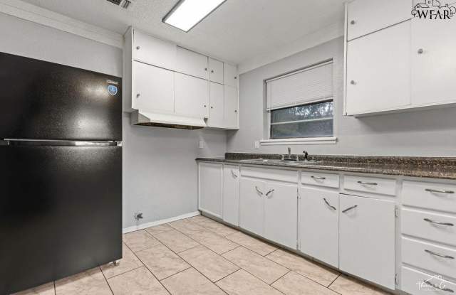 1628 PARKDALE DRIVE Gallery 4
