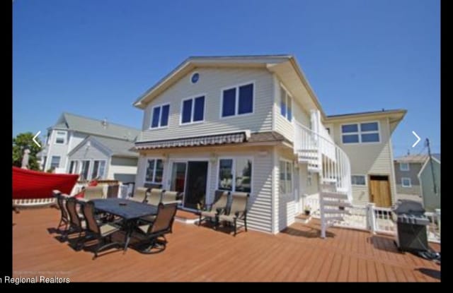 207 Hayes Court - 207 Hayes Court, Dover Beaches North, NJ 08735
