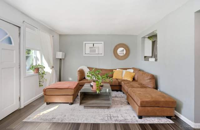 8269 Sandy Lane Gallery 4