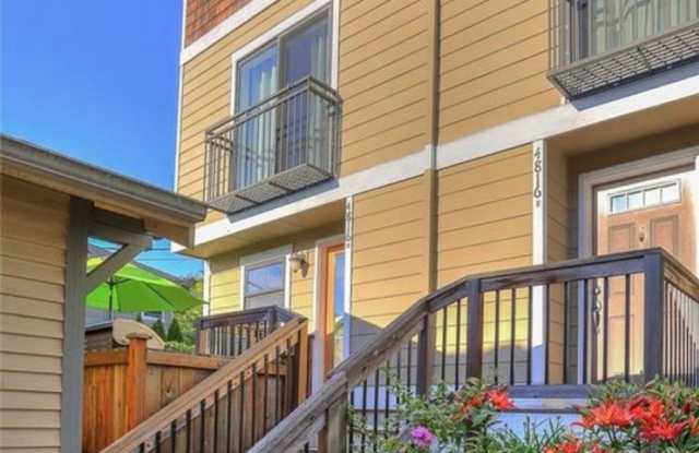 Light and Airy Townhome - Available April 10th photos photos