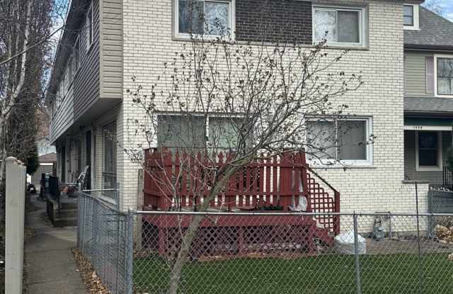 1528 W Estes Avenue photos photos