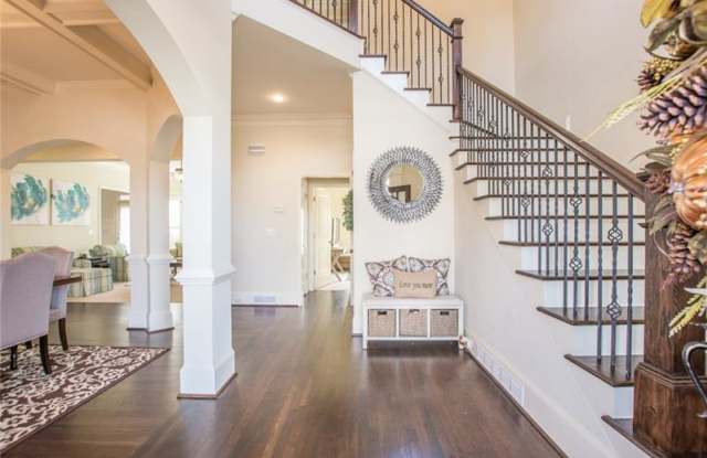 1073 Lakebend Drive Gallery 3
