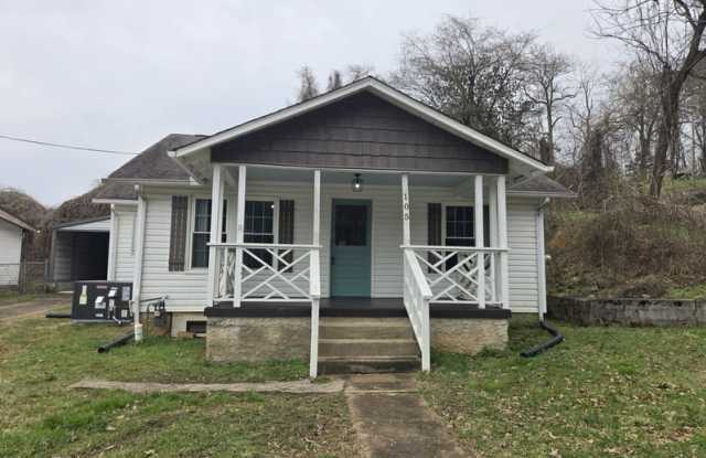 105 California Ave photos photos